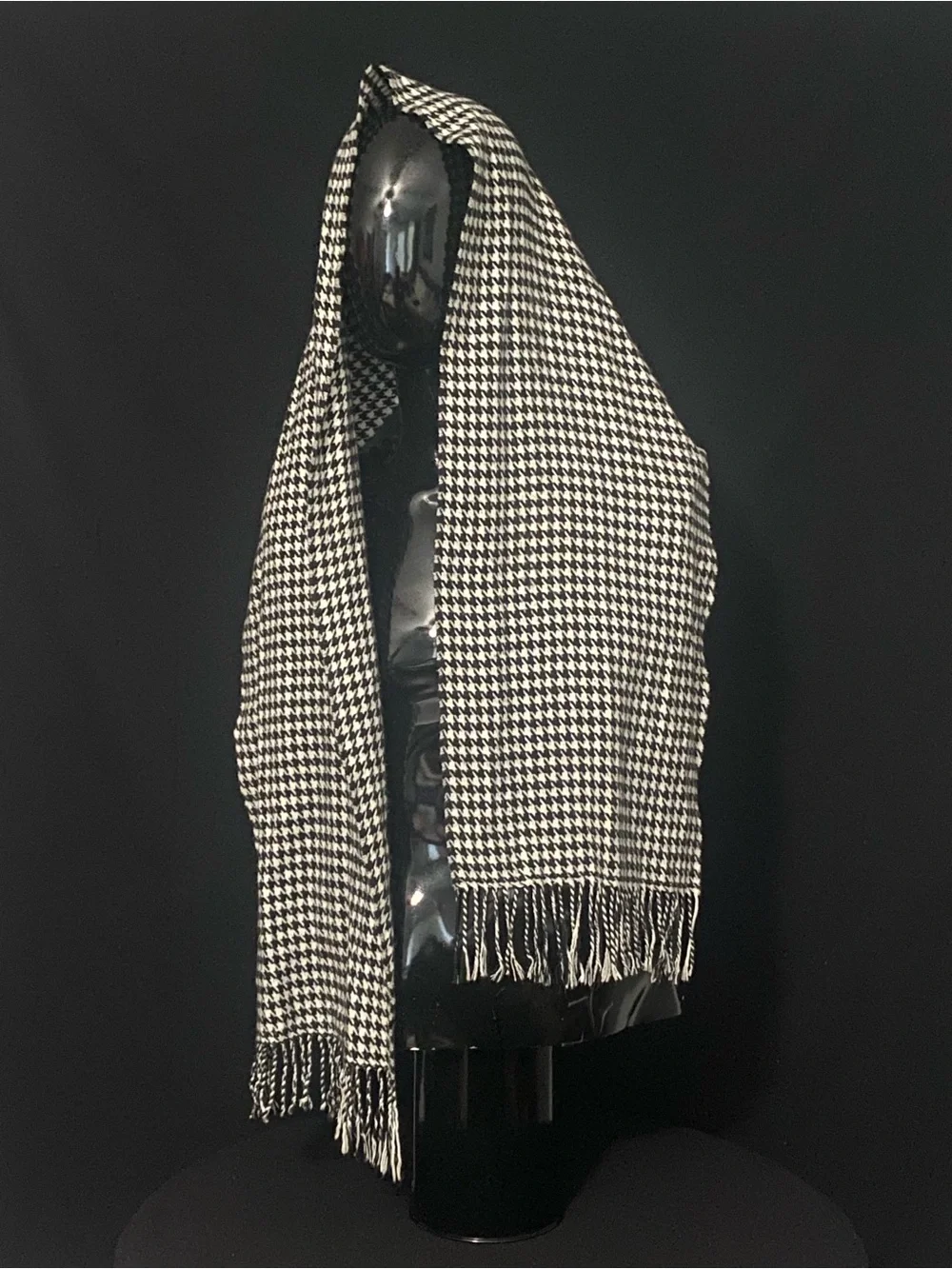 Classic Black & White Houndstooth Scarf - Men